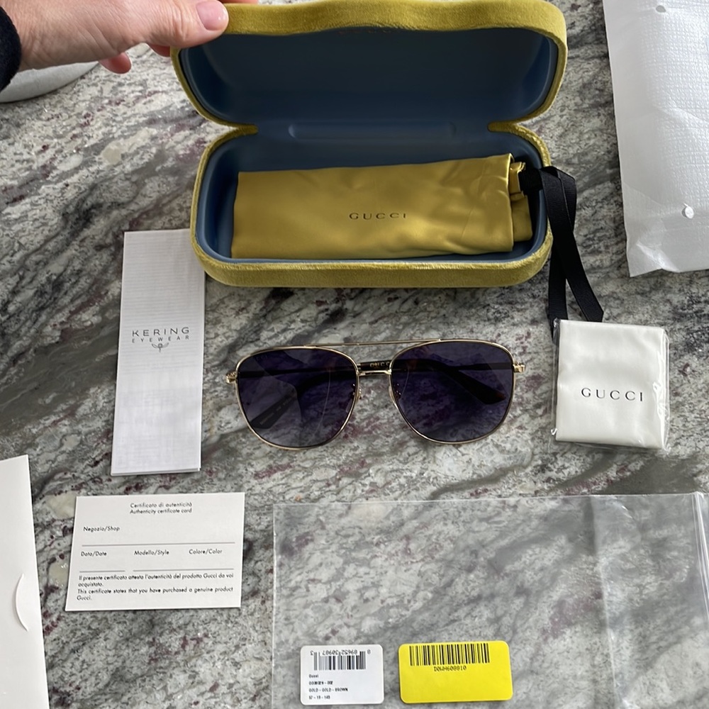 Gucci sunglasses - Picture 3 of 4